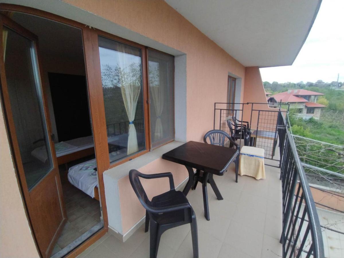 Prostor Guest House Byala  Ngoại thất bức ảnh