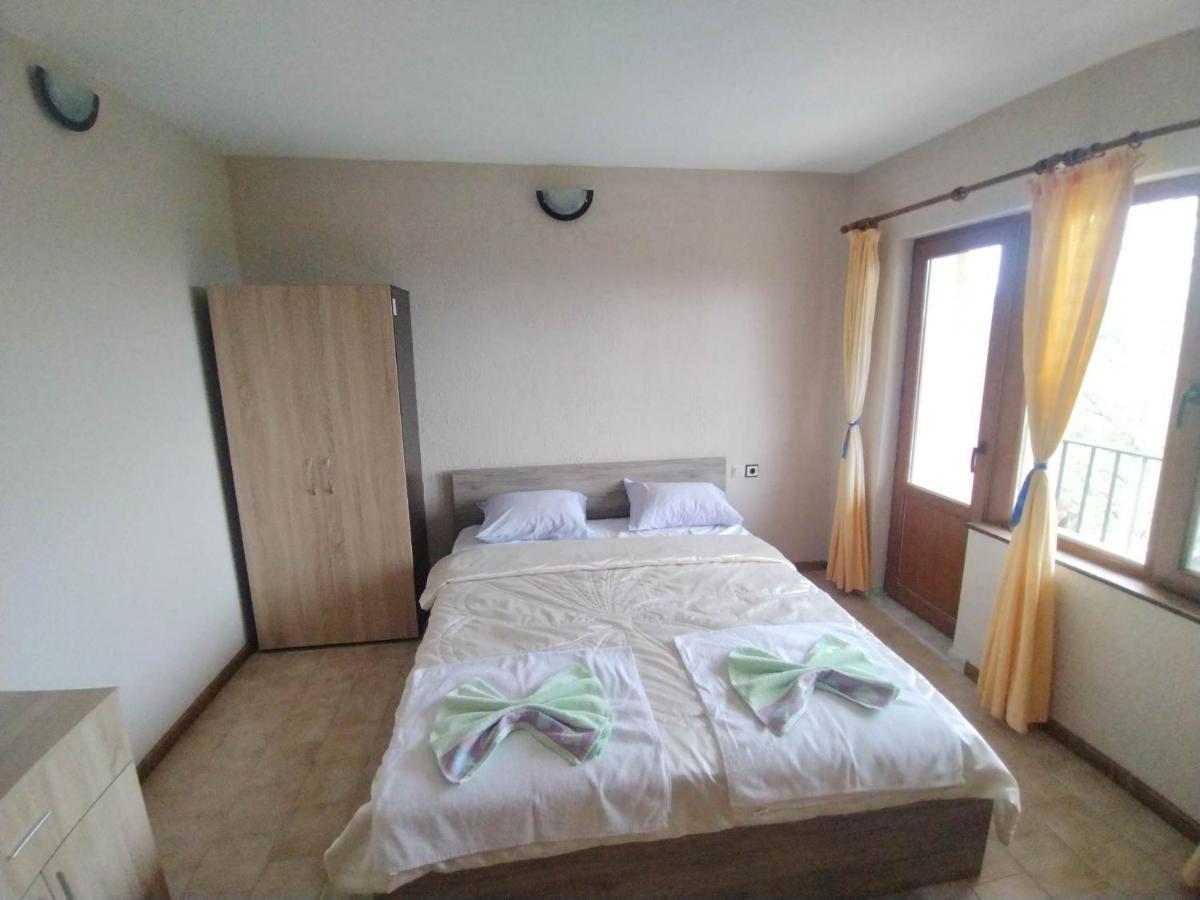 Prostor Guest House Byala  Ngoại thất bức ảnh