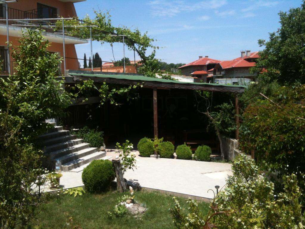 Prostor Guest House Byala  Ngoại thất bức ảnh